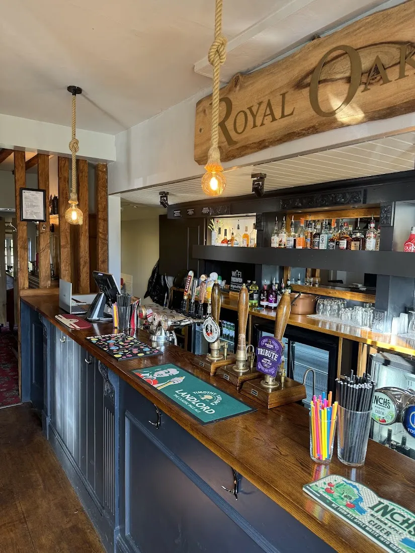 The Royal Oak Inn & Meerkat Retreat in Brockham